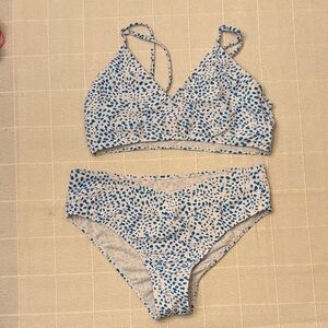 SHEIN Blue and White Patterned Bikini
